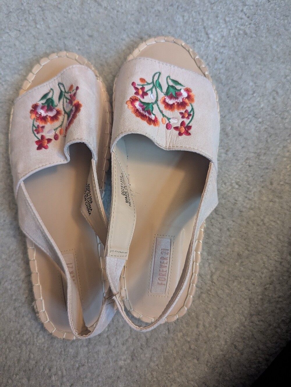 Forever 21 sandals feature beige suede uppers with floral embroidery (8.5)